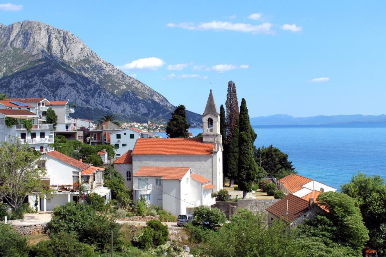 Apartments By The Sea Brist, Makarska - 15714 Подаца Экстерьер фото